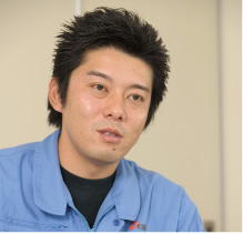 斬新な製品を次々と開発について語る杉田　真規　氏