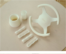 3Dプリンタでデータからモデルへさらに製品サンプルへとリアル化