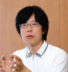 脇坂 哲也 氏