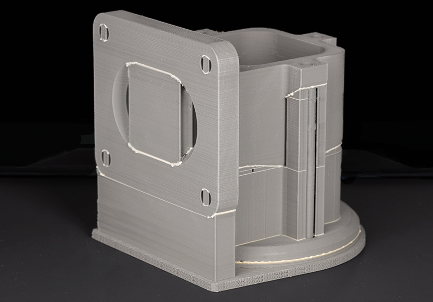 金属3Dプリンター Desktop Metal（デスクトップメタル）社 高い精度の金属モデルを造形