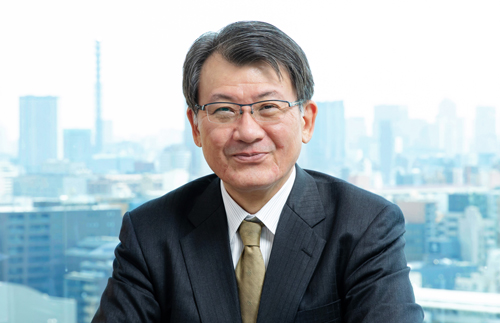 代表取締役社長　渡辺亮一