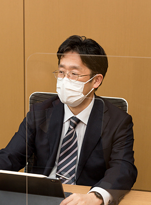 石濱 裕幸 氏
