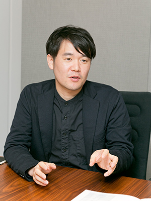 川岸 昇 氏
