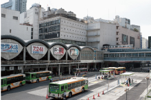 2011年の渋谷駅右中央に見える電車が地下鉄の銀座線