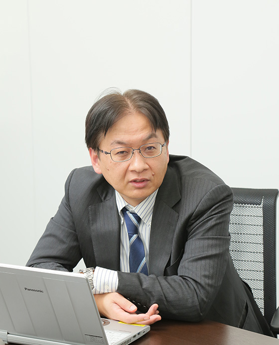 上野 仁志 氏