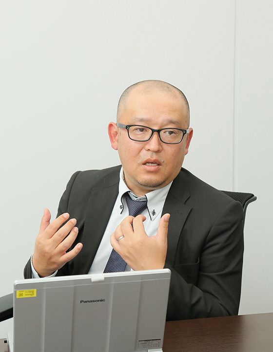 永井 啓夫 氏