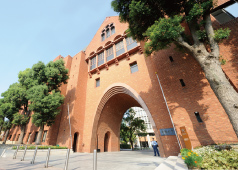 近畿大学