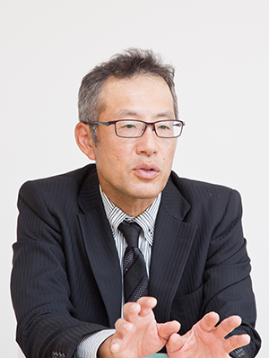高橋 雅敏 氏