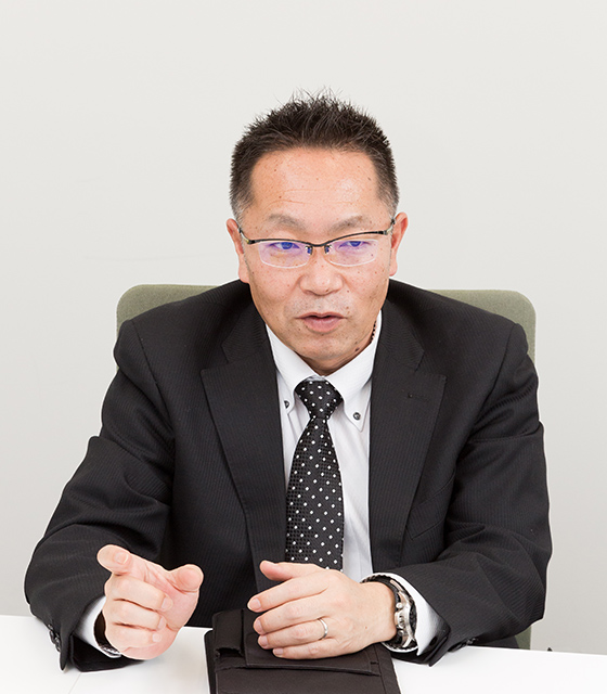 吾郷 一元 氏