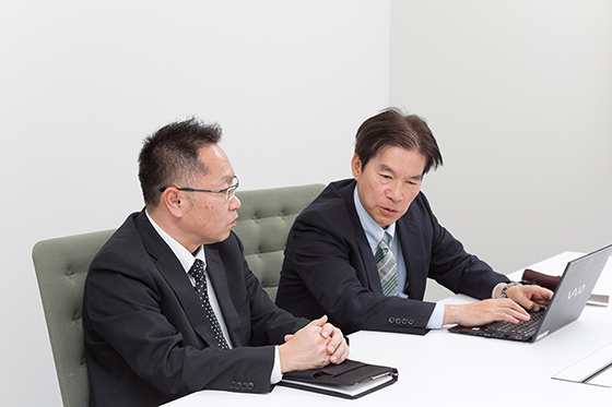 (左)吾郷 一元 氏 / (右)浅野 英一郎 氏