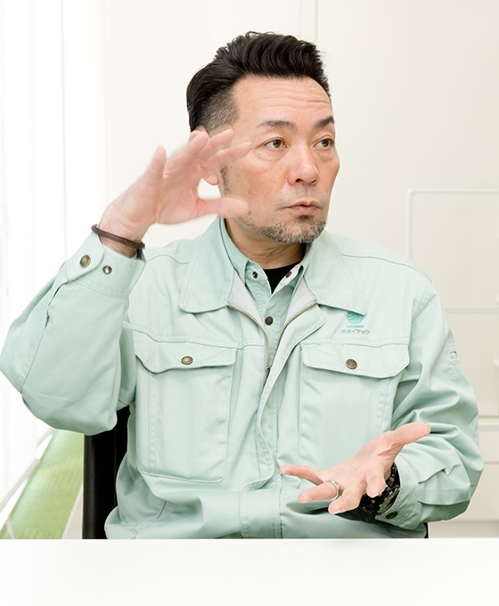 深掘 元広 氏