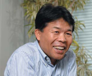 氏家豊氏