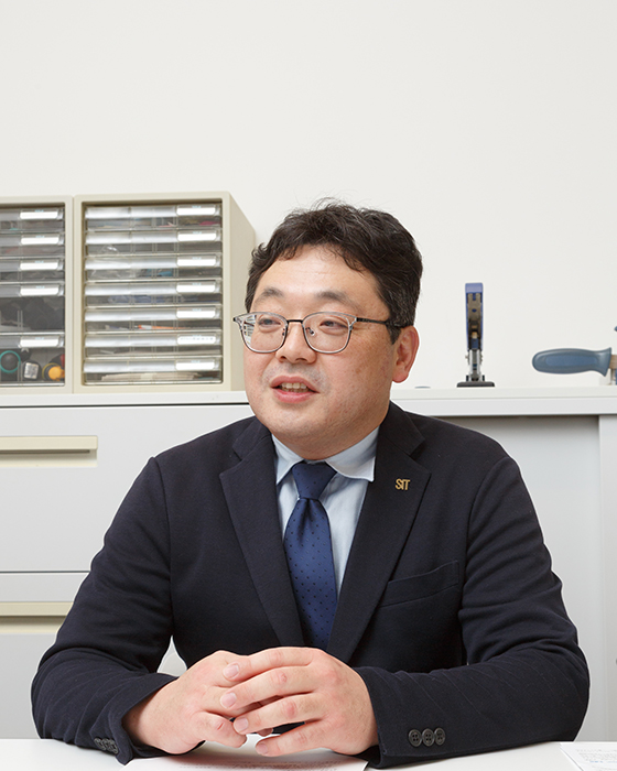 佐藤 剛 氏