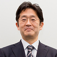 石濱 裕幸 氏