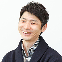 DMM.com　川上 琢也 氏